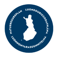 Luonnonvarasuunnitelmatunnus, jossa on ympyrän sisällä pieni Suomi.