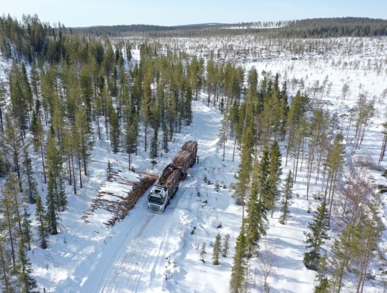 Ilmakuva puurekasta talvitiell&auml;